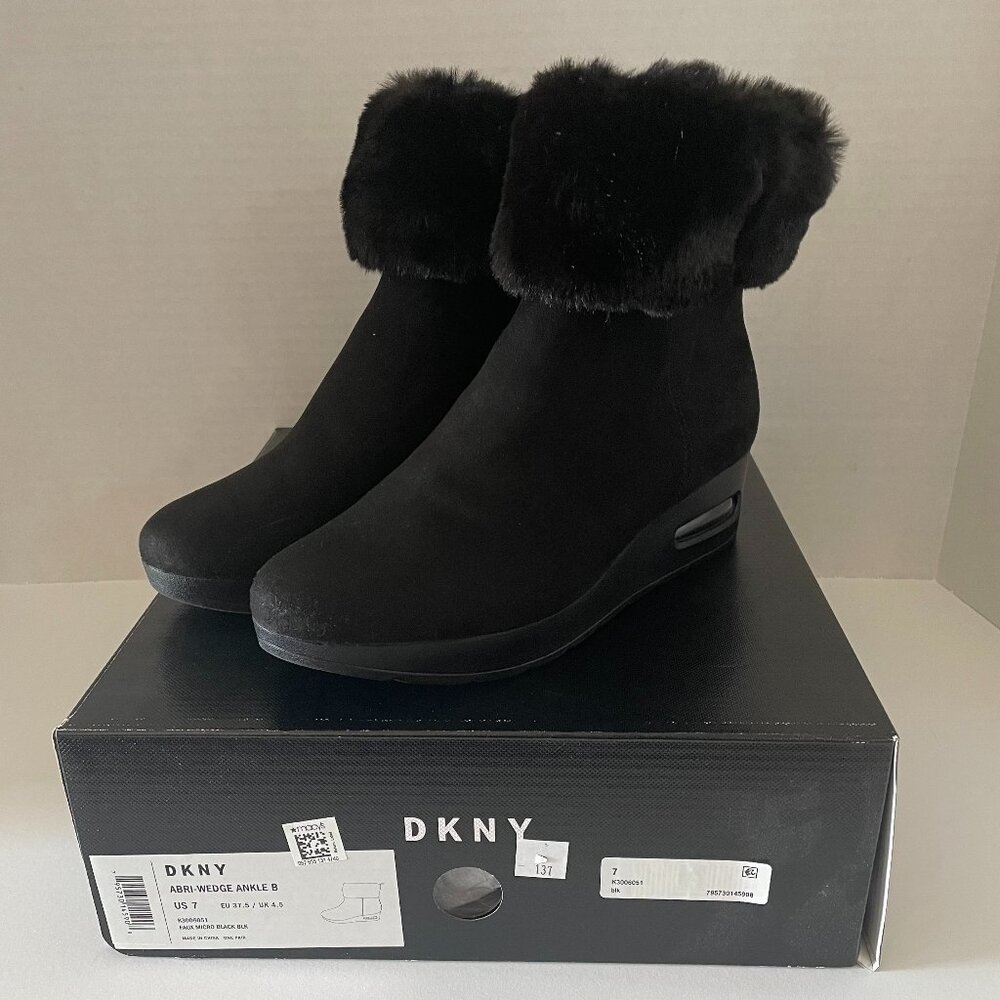 DKNY Abri-Wedge Ankle B Ankle Boots - Size 7